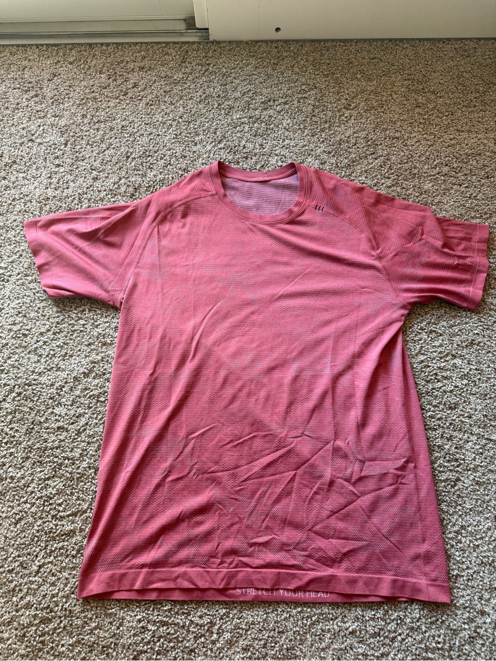 lululemon athletica Men's Short-Sleeve Crew in Rose Pink